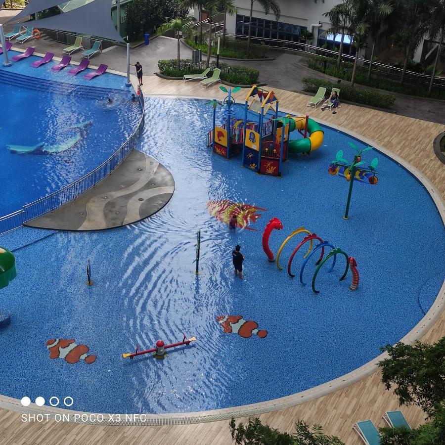 Atlantis Homestay Pool View 1210 Malacca Exteriér fotografie